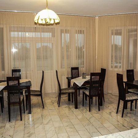 Pensiunea Sangria Blue Arad Exterior photo