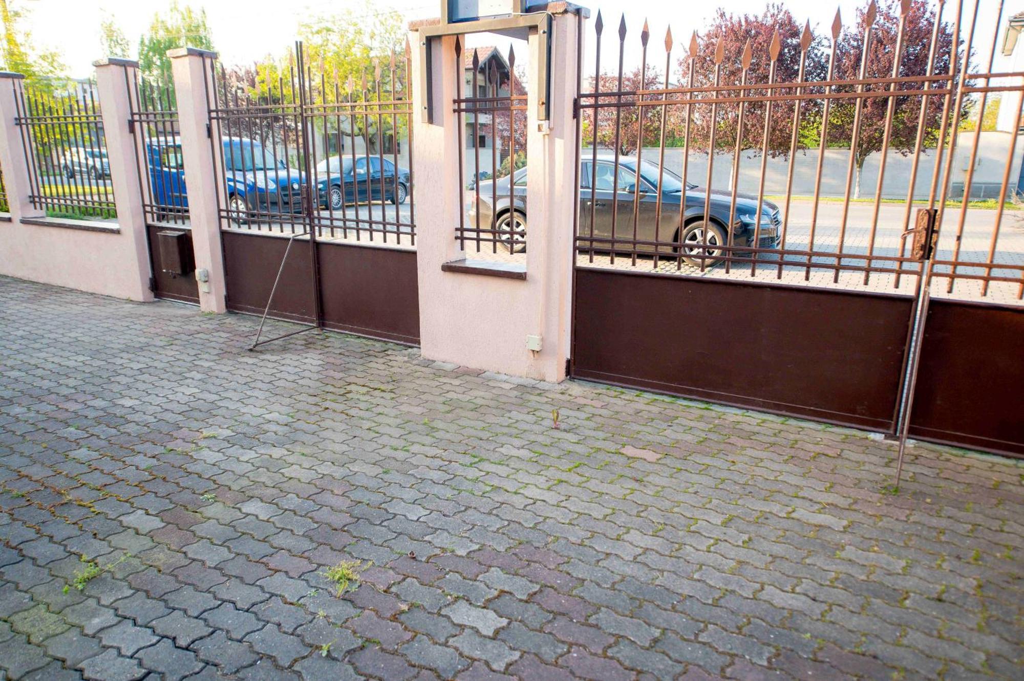 Pensiunea Sangria Blue Arad Exterior photo